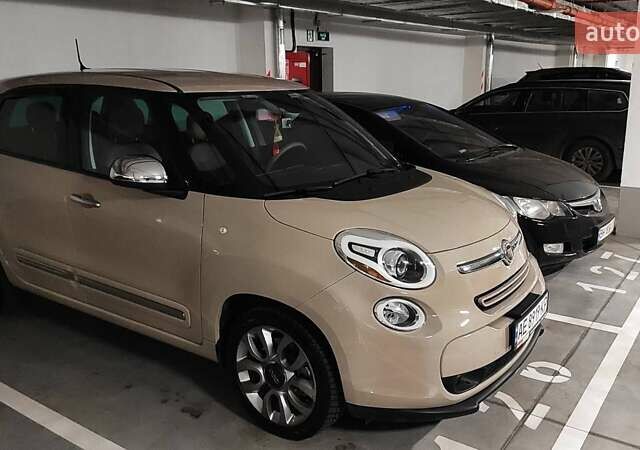 Бежевий Фіат 500L, об'ємом двигуна 1.37 л та пробігом 86 тис. км за 9000 $, фото 9 на Automoto.ua