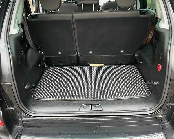 Черный Фиат 500L, объемом двигателя 1.37 л и пробегом 132 тыс. км за 8400 $, фото 9 на Automoto.ua