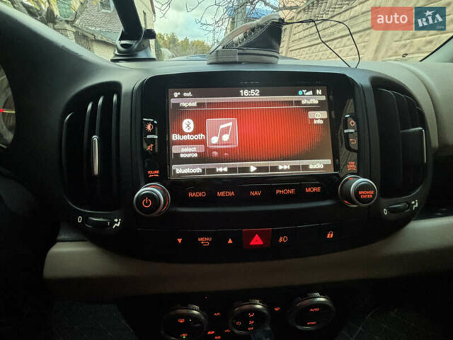 Фиат 500L 2013 в Киеве на Automoto.ua Черный Фиат 500L, объемом двигателя 1.37 л и пробегом 77 тыс. км за 9200 $, фото 19 на Automoto.ua