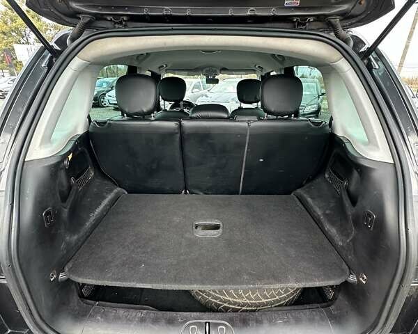 Черный Фиат 500L, объемом двигателя 1.37 л и пробегом 185 тыс. км за 7700 $, фото 12 на Automoto.ua