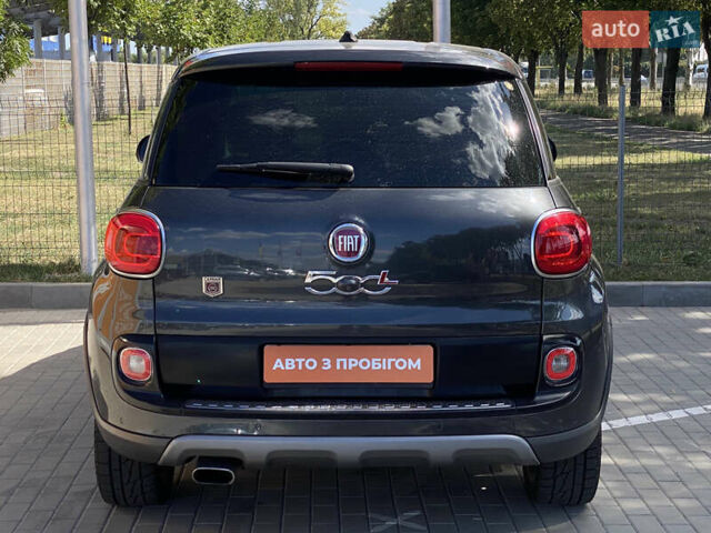 Черный Фиат 500L, объемом двигателя 1.37 л и пробегом 249 тыс. км за 7200 $, фото 6 на Automoto.ua