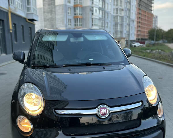 Черный Фиат 500L, объемом двигателя 1.4 л и пробегом 172 тыс. км за 7999 $, фото 2 на Automoto.ua