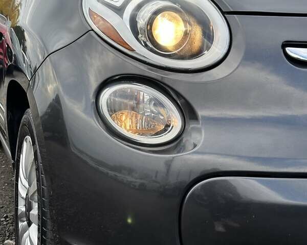 Черный Фиат 500L, объемом двигателя 1.37 л и пробегом 185 тыс. км за 7200 $, фото 2 на Automoto.ua