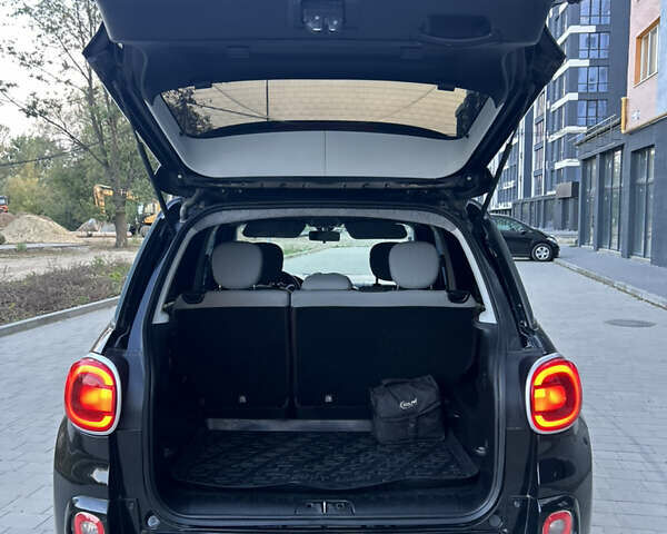 Черный Фиат 500L, объемом двигателя 1.4 л и пробегом 172 тыс. км за 7999 $, фото 28 на Automoto.ua