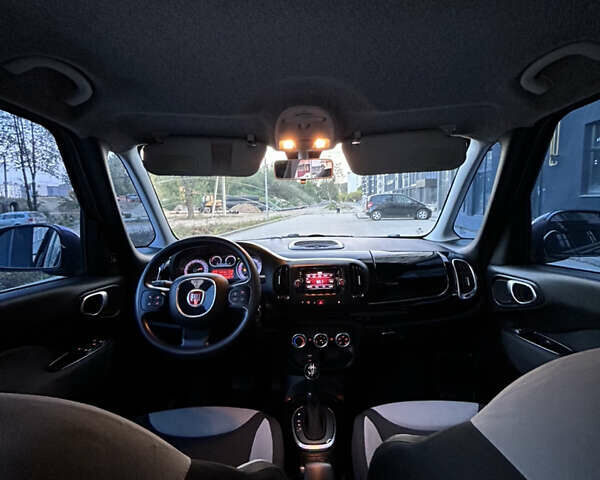 Черный Фиат 500L, объемом двигателя 1.4 л и пробегом 172 тыс. км за 7999 $, фото 23 на Automoto.ua