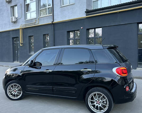 Черный Фиат 500L, объемом двигателя 1.4 л и пробегом 172 тыс. км за 7999 $, фото 9 на Automoto.ua