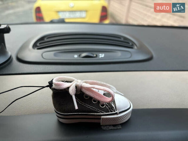 Фиат 500L 2013 в Киеве на Automoto.ua Черный Фиат 500L, объемом двигателя 1.37 л и пробегом 77 тыс. км за 9200 $, фото 22 на Automoto.ua