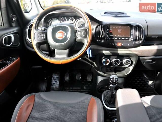 Чорний Фіат 500L, об'ємом двигуна 1.37 л та пробігом 122 тис. км за 6800 $, фото 25 на Automoto.ua