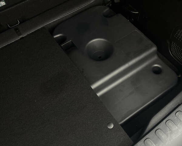 Черный Фиат 500L, объемом двигателя 1.37 л и пробегом 94 тыс. км за 8400 $, фото 42 на Automoto.ua