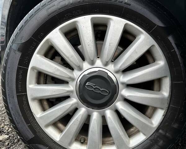 Черный Фиат 500L, объемом двигателя 1.37 л и пробегом 185 тыс. км за 7200 $, фото 6 на Automoto.ua