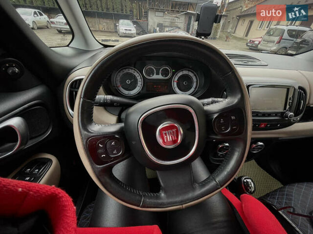 Черный Фиат 500L, объемом двигателя 1.37 л и пробегом 94 тыс. км за 8400 $, фото 39 на Automoto.ua