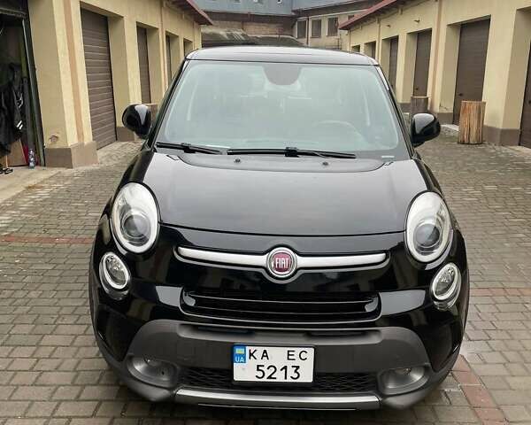 Черный Фиат 500L, объемом двигателя 1.37 л и пробегом 132 тыс. км за 8400 $, фото 2 на Automoto.ua