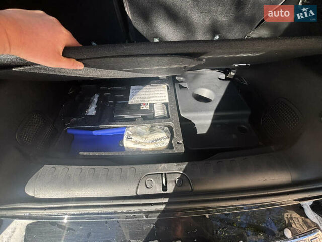 Фиат 500L 2013 в Киеве на Automoto.ua Черный Фиат 500L, объемом двигателя 1.37 л и пробегом 77 тыс. км за 9200 $, фото 12 на Automoto.ua