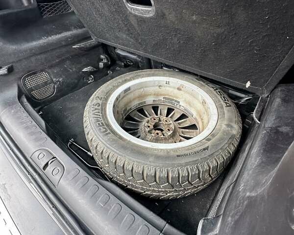 Черный Фиат 500L, объемом двигателя 1.37 л и пробегом 185 тыс. км за 7700 $, фото 13 на Automoto.ua