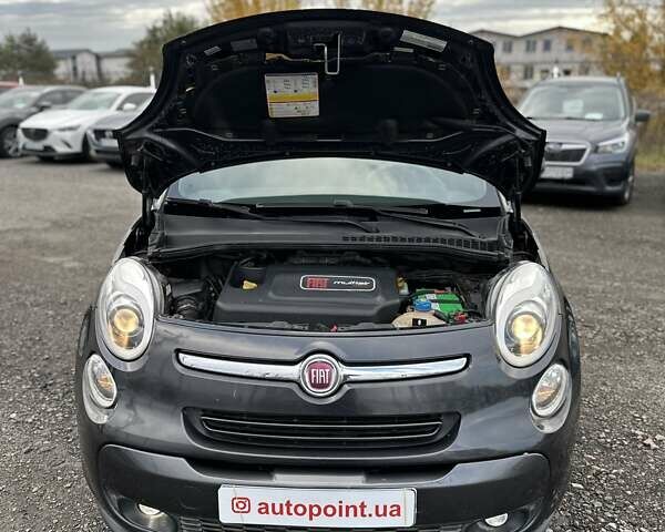 Черный Фиат 500L, объемом двигателя 1.37 л и пробегом 185 тыс. км за 7700 $, фото 34 на Automoto.ua