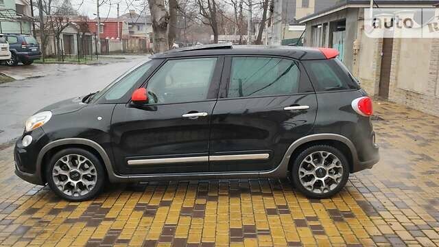 Черный Фиат 500L, объемом двигателя 1.4 л и пробегом 120 тыс. км за 7999 $, фото 22 на Automoto.ua