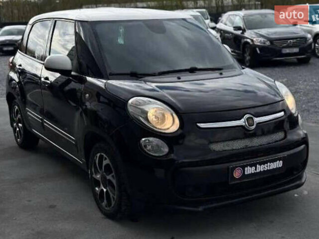 Чорний Фіат 500L, об'ємом двигуна 1.37 л та пробігом 210 тис. км за 8500 $, фото 3 на Automoto.ua