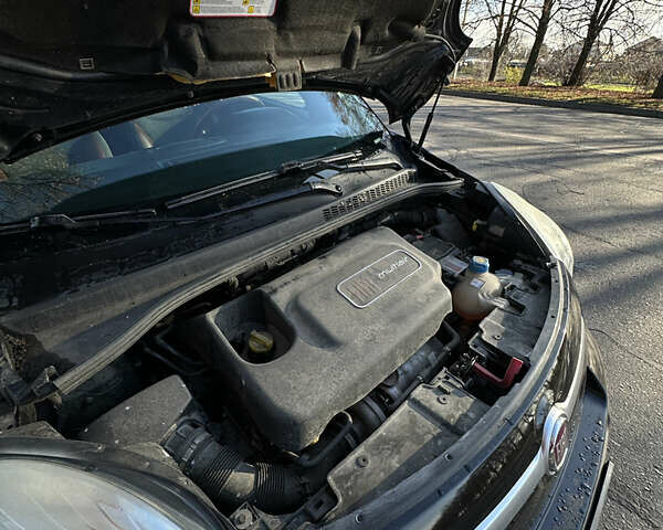 Черный Фиат 500L, объемом двигателя 1.4 л и пробегом 132 тыс. км за 8300 $, фото 22 на Automoto.ua