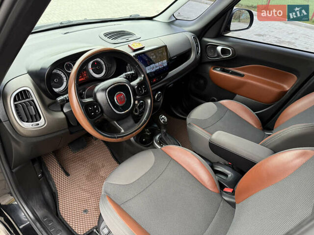 Черный Фиат 500L, объемом двигателя 1.37 л и пробегом 133 тыс. км за 10500 $, фото 24 на Automoto.ua