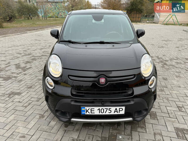 Черный Фиат 500L, объемом двигателя 1.37 л и пробегом 133 тыс. км за 10500 $, фото 49 на Automoto.ua