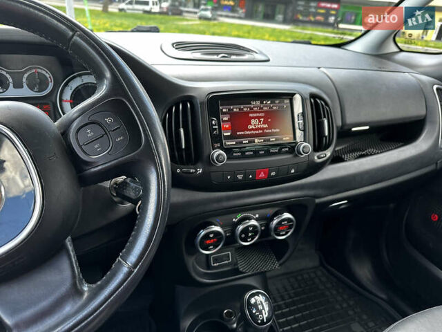 Черный Фиат 500L, объемом двигателя 1.37 л и пробегом 76 тыс. км за 8000 $, фото 2 на Automoto.ua