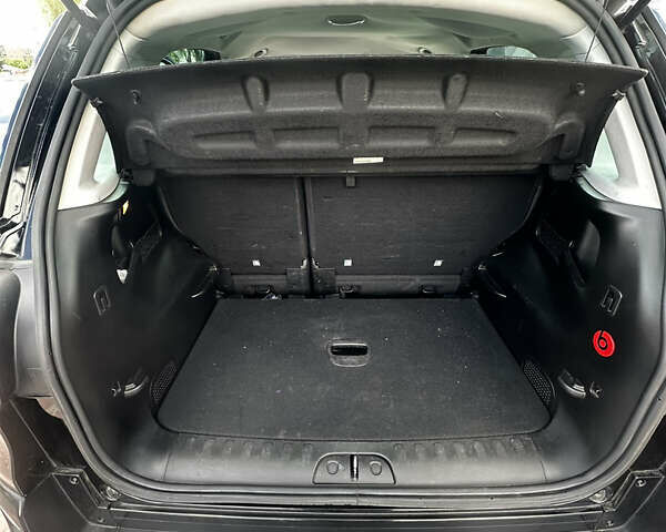 Черный Фиат 500L, объемом двигателя 1.37 л и пробегом 76 тыс. км за 8000 $, фото 3 на Automoto.ua