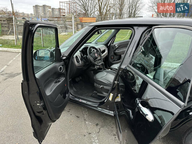 Черный Фиат 500L, объемом двигателя 1.4 л и пробегом 88 тыс. км за 10900 $, фото 12 на Automoto.ua