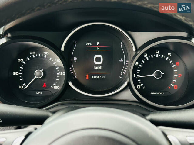 Черный Фиат 500L, объемом двигателя 1.37 л и пробегом 140 тыс. км за 10900 $, фото 27 на Automoto.ua