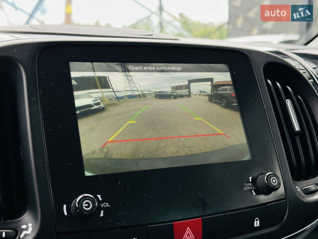 Черный Фиат 500L, объемом двигателя 1.37 л и пробегом 140 тыс. км за 10900 $, фото 32 на Automoto.ua