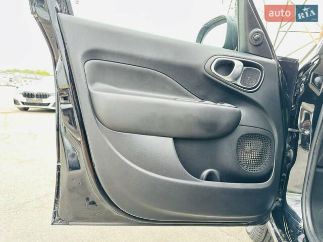 Черный Фиат 500L, объемом двигателя 1.37 л и пробегом 140 тыс. км за 10900 $, фото 14 на Automoto.ua