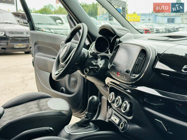 Черный Фиат 500L, объемом двигателя 1.37 л и пробегом 140 тыс. км за 10900 $, фото 23 на Automoto.ua