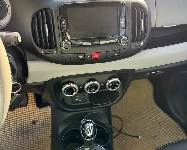 Коричневый Фиат 500L, объемом двигателя 1.4 л и пробегом 165 тыс. км за 7700 $, фото 10 на Automoto.ua