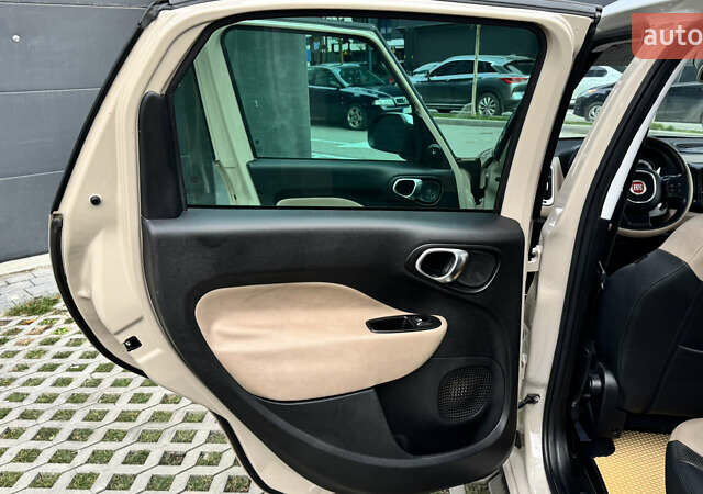 Коричневый Фиат 500L, объемом двигателя 1.4 л и пробегом 56 тыс. км за 11500 $, фото 17 на Automoto.ua