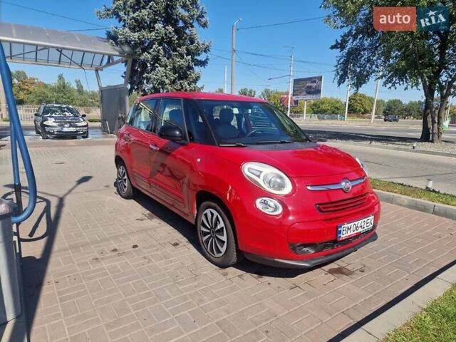 Красный Фиат 500L, объемом двигателя 1.4 л и пробегом 305 тыс. км за 7200 $, фото 4 на Automoto.ua
