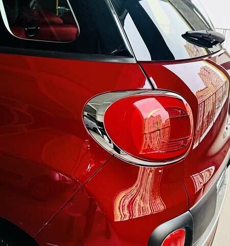 Красный Фиат 500L, объемом двигателя 1.2 л и пробегом 83 тыс. км за 9300 $, фото 10 на Automoto.ua