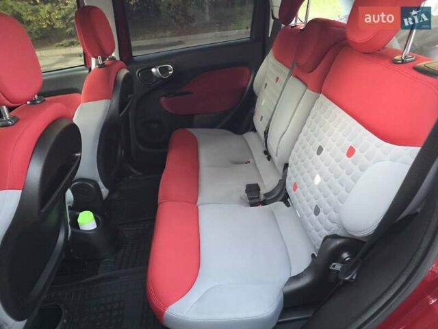 Красный Фиат 500L, объемом двигателя 1.3 л и пробегом 83 тыс. км за 8499 $, фото 23 на Automoto.ua