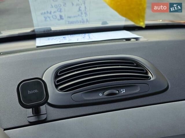 Красный Фиат 500L, объемом двигателя 1.3 л и пробегом 83 тыс. км за 8499 $, фото 30 на Automoto.ua