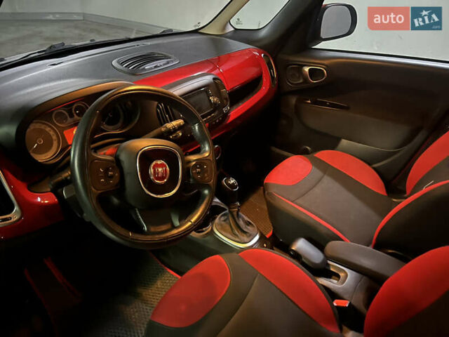 Красный Фиат 500L, объемом двигателя 1.25 л и пробегом 81 тыс. км за 9700 $, фото 4 на Automoto.ua