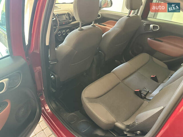 Красный Фиат 500L, объемом двигателя 1.4 л и пробегом 113 тыс. км за 10677 $, фото 12 на Automoto.ua