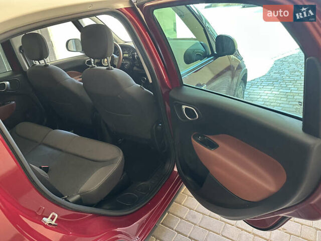 Красный Фиат 500L, объемом двигателя 1.4 л и пробегом 113 тыс. км за 10677 $, фото 17 на Automoto.ua