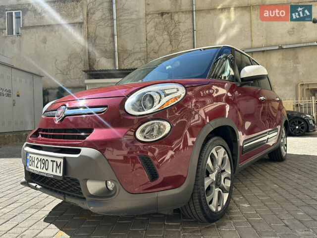 Красный Фиат 500L, объемом двигателя 1.4 л и пробегом 113 тыс. км за 10677 $, фото 8 на Automoto.ua