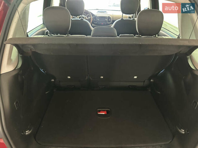 Красный Фиат 500L, объемом двигателя 1.4 л и пробегом 113 тыс. км за 10677 $, фото 15 на Automoto.ua