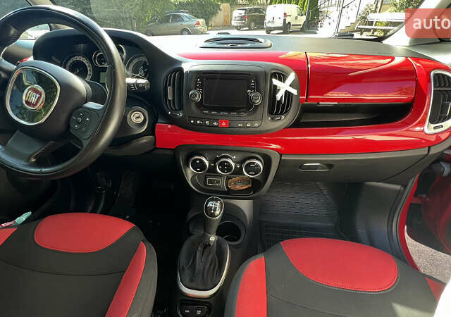 Красный Фиат 500L, объемом двигателя 1.25 л и пробегом 84 тыс. км за 12000 $, фото 12 на Automoto.ua