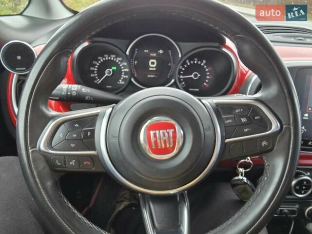 Красный Фиат 500L, объемом двигателя 1.4 л и пробегом 108 тыс. км за 11200 $, фото 11 на Automoto.ua