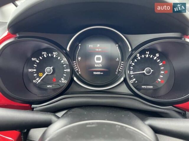 Красный Фиат 500L, объемом двигателя 1.4 л и пробегом 53 тыс. км за 11300 $, фото 33 на Automoto.ua