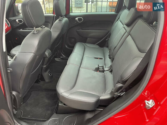 Красный Фиат 500L, объемом двигателя 1.37 л и пробегом 53 тыс. км за 9000 $, фото 14 на Automoto.ua