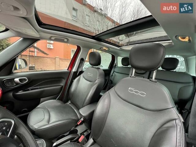 Красный Фиат 500L, объемом двигателя 1.4 л и пробегом 53 тыс. км за 11300 $, фото 37 на Automoto.ua
