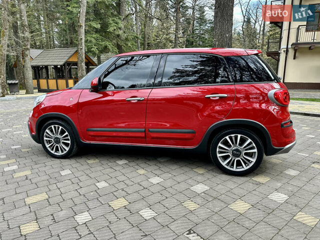 Красный Фиат 500L, объемом двигателя 1.4 л и пробегом 126 тыс. км за 11900 $, фото 10 на Automoto.ua