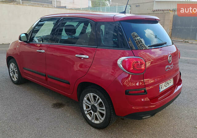 Красный Фиат 500L, объемом двигателя 1.37 л и пробегом 53 тыс. км за 14000 $, фото 5 на Automoto.ua