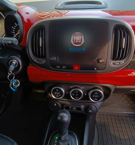 Красный Фиат 500L, объемом двигателя 1.37 л и пробегом 53 тыс. км за 14000 $, фото 10 на Automoto.ua